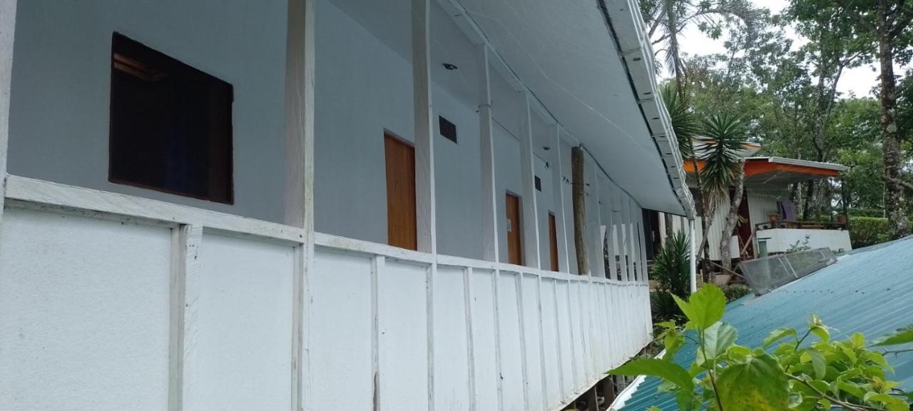Pochote Lodge Guayabo  Exterior foto